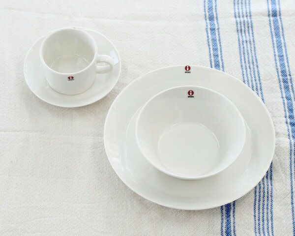 イッタラ（iittala） ティーマ/Teema 4点セット ホワイト（プレート23cm/ボウル15cm/カップ＆ソーサー）