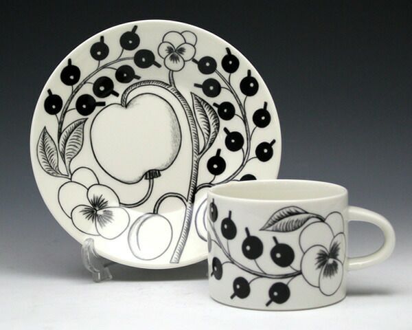 アラビア（ARABIA） パラティッシ/Paratiisi ティーカップ&ソーサー ブラック