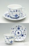 ロイヤルコペンハーゲン（Royal Copenhagen） ブルーフルーテッド プレイン/Blue Fluted Plain コーヒーカップ&ソーサー
