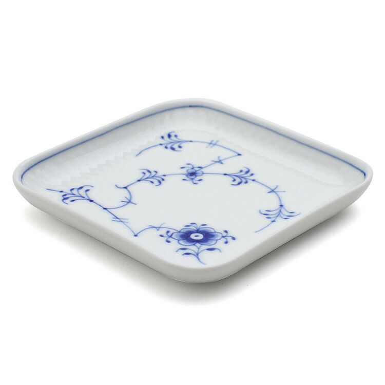 ロイヤルコペンハーゲン（Royal Copenhagen） ブルーフルーテッド プレイン/Blue Fluted Plain プレート 10cm