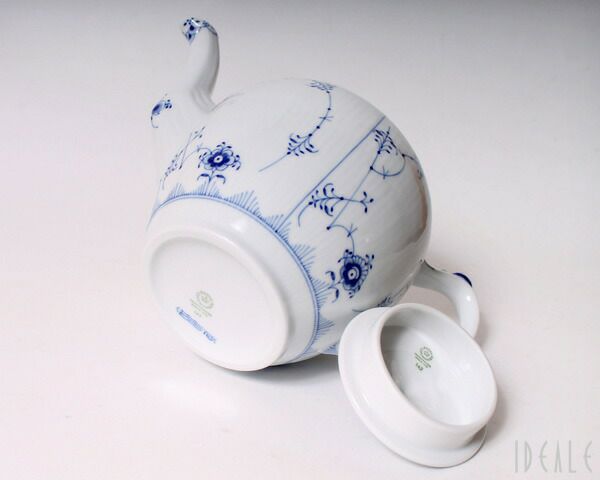 ロイヤルコペンハーゲン（Royal Copenhagen） ブルーフルーテッド ハーフレース/Blue Fluted Half Lace 102 141 ティーポット