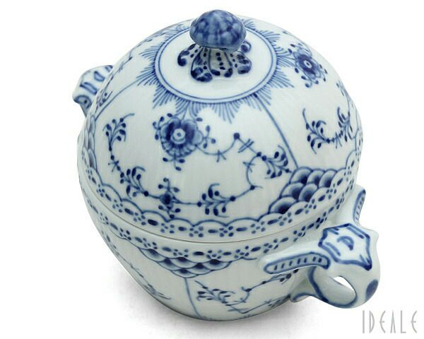 ロイヤルコペンハーゲン（Royal Copenhagen） ブルーフルーテッド ハーフレース/Blue Fluted Half Lace シュガーボックス 大 ブルー