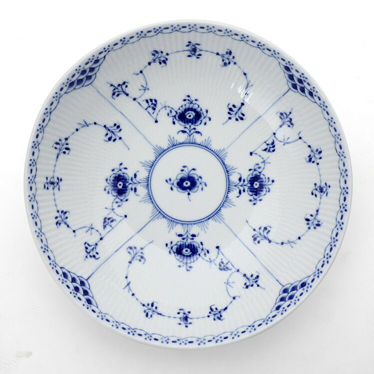 ロイヤルコペンハーゲン（Royal Copenhagen） ブルーフルーテッド ハーフレース/Blue Fluted Half Lace サラダボウル 21.5cm