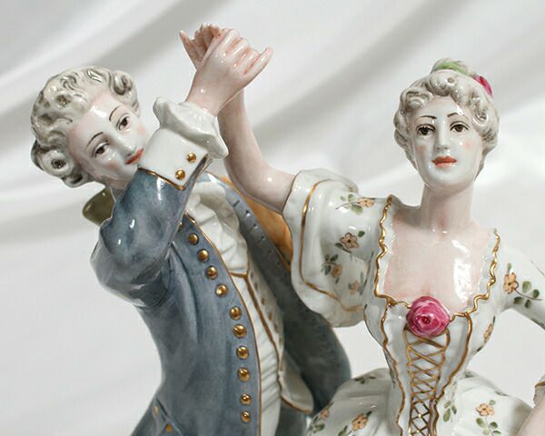 リチャードジノリ（Richard Ginori） 人形 (ダンスをする男女)