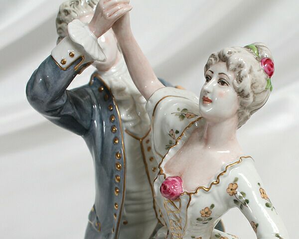 リチャードジノリ（Richard Ginori） 人形 (ダンスをする男女)