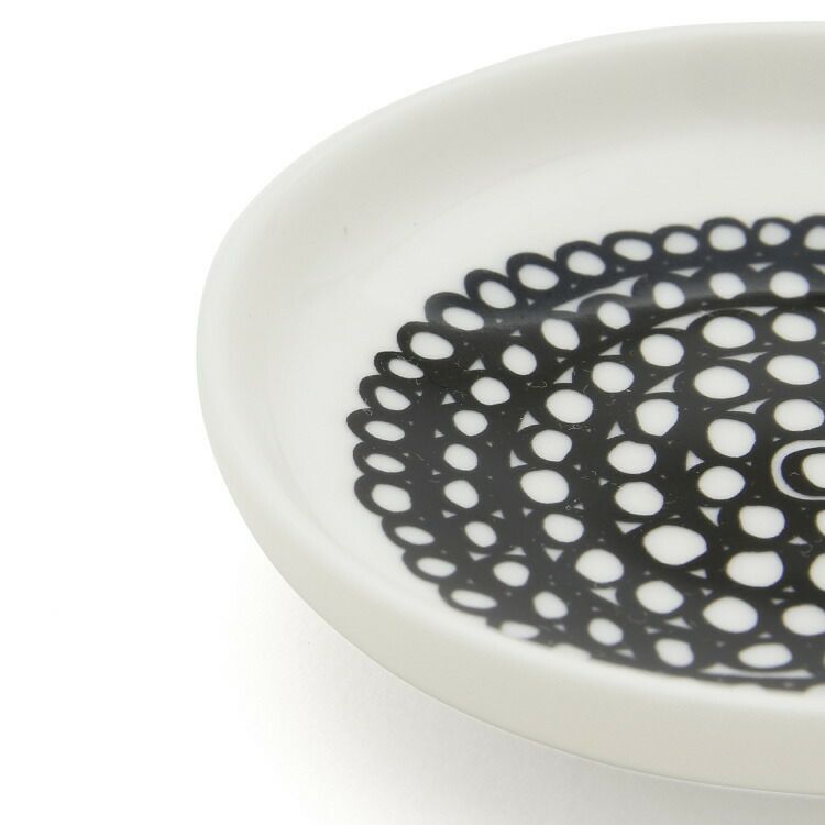 マリメッコ（marimekko） シイルトラプータルハ/SIIRTOLAPUUTARHA プレート 8.5cm ホワイト/ブラック