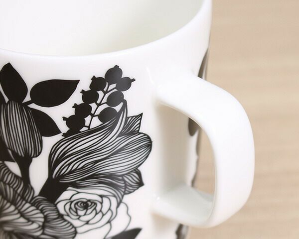 マリメッコ（marimekko） シイルトラプータルハ/SIIRTOLAPUUTARHA マグカップ 250ml ホワイト/ブラック