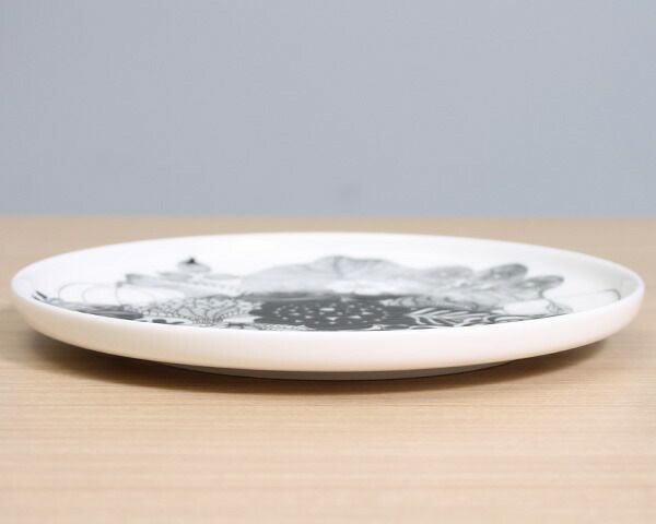 マリメッコ（marimekko） シイルトラプータルハ/SIIRTOLAPUUTARHA プレート 20cm ホワイト/ブラック