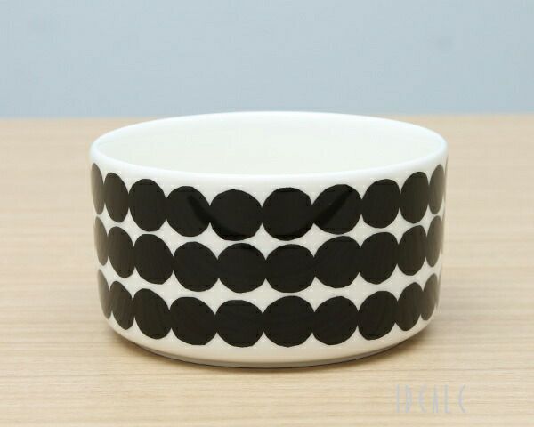 マリメッコ（marimekko） シイルトラプータルハ/SIIRTOLAPUUTARHA ティーカップ 250ml ブラック