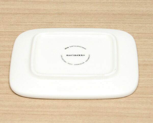 マリメッコ（marimekko） シイルトラプータルハ/SIIRTOLAPUUTARHA プレート15×12cm