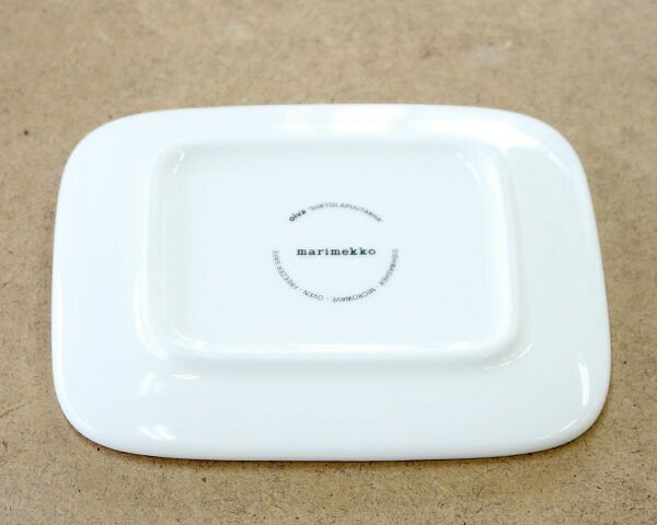 マリメッコ（marimekko） ラシィマット/RASYMATTO プレート15×12cm ホワイト/ブラック
