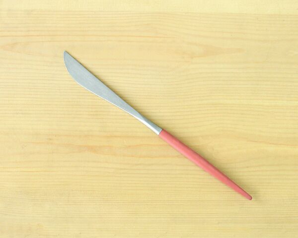 クチポール（Cutipol） ゴア/GOA ディナーナイフ レッド