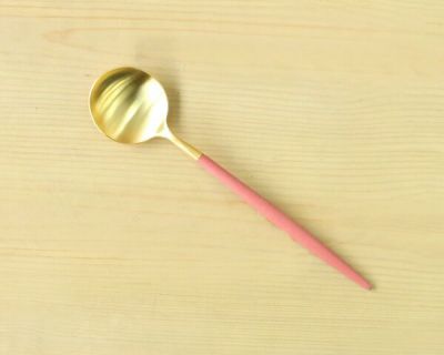 クチポール（Cutipol） ゴア/GOA デザートスプーン レッドマットゴールド