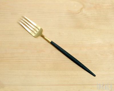 クチポール（Cutipol） ゴア/GOA デザートフォーク ブラックマットゴールド