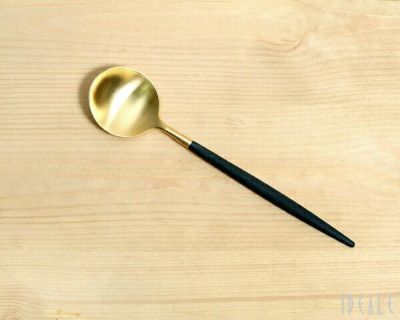 クチポール（Cutipol） ゴア/GOA デザートスプーン ブラックマットゴールド