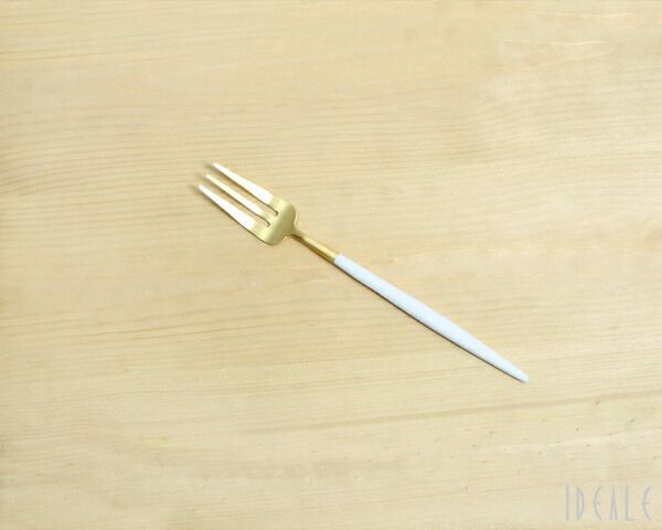 クチポール（Cutipol） ゴア/GOA ケーキフォーク ホワイトマットゴールド