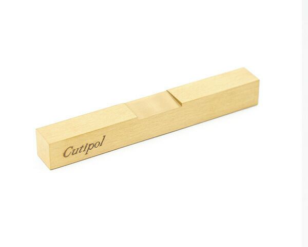 クチポール（Cutipol） ゴア/GOA 箸 + 箸置きセット セラドンマットゴールド