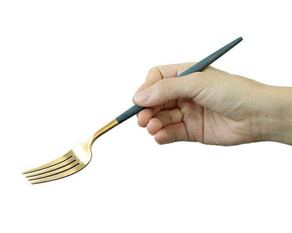 クチポール（Cutipol） ゴア/GOA ディナー/テーブルフォーク ブルーマットゴールド