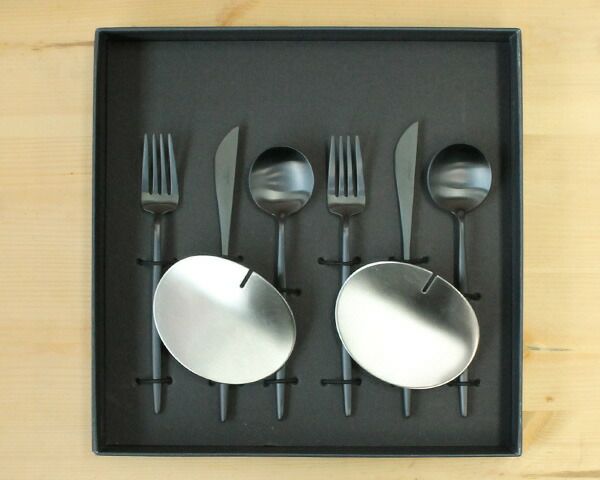 クチポール（Cutipol） ムーンマット/MOON MATT デザート8点セット 化粧箱付 ブラック