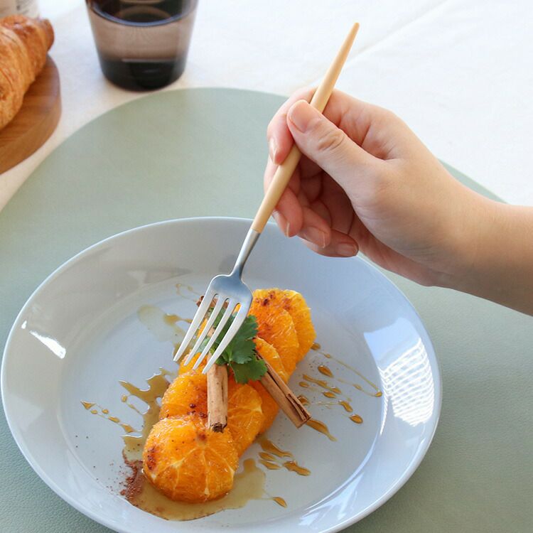 クチポール（Cutipol） ゴア/GOA デザートフォーク ベージュ