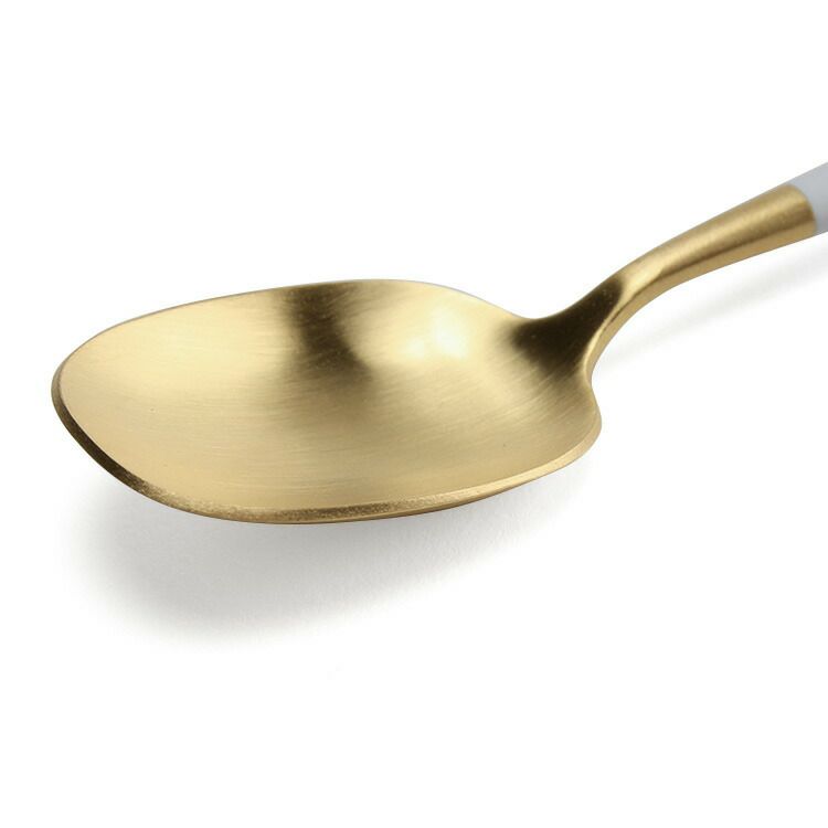 クチポール（Cutipol） ナウ/NAU デザートスプーン ホワイトマットゴールド