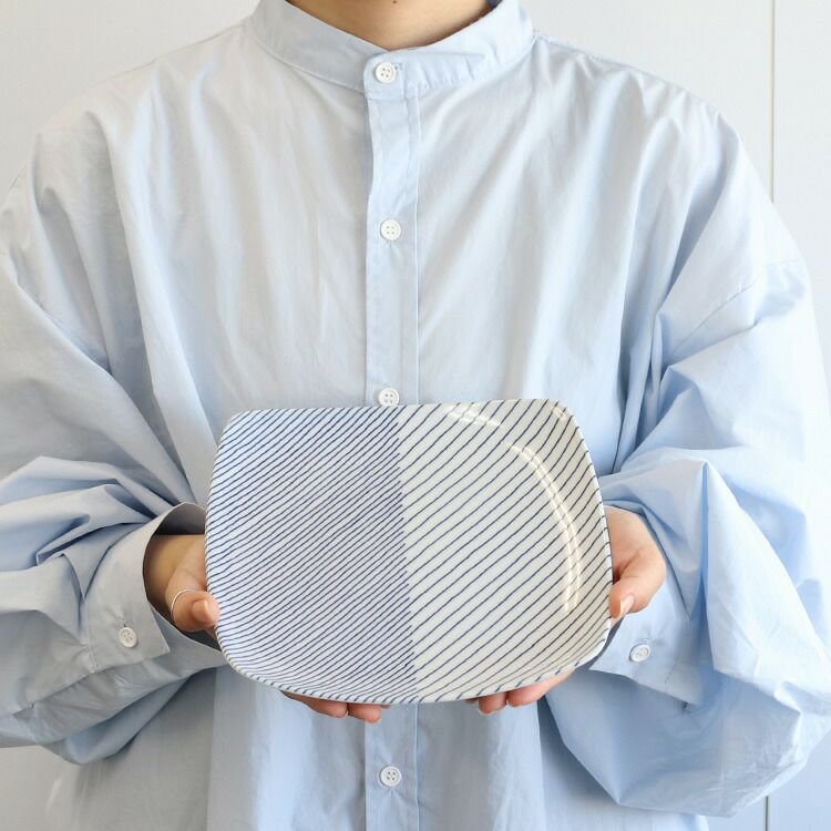 白山陶器 反角多様皿 21cm ホワイト/ブルー