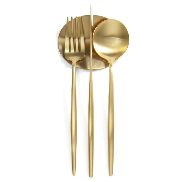 クチポール（Cutipol） ムーンマット/MOON MATT ディナー8点セット 化粧箱付 ゴールド