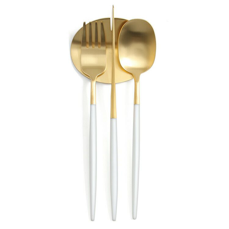 クチポール（Cutipol） ナウ/NAU ディナー3点＆カトラリーレスト1点 ホワイトマットゴールド