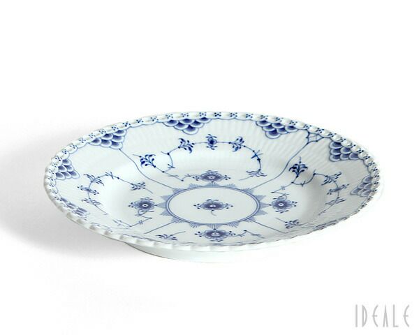 ロイヤルコペンハーゲン（Royal Copenhagen） ブルーフルーテッド フルレース/Blue Fluted Full Lace 103 617 プレート 17cm