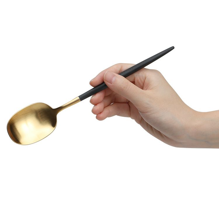 クチポール（Cutipol） ナウ/NAU ディナースプーン ブラックマットゴールド
