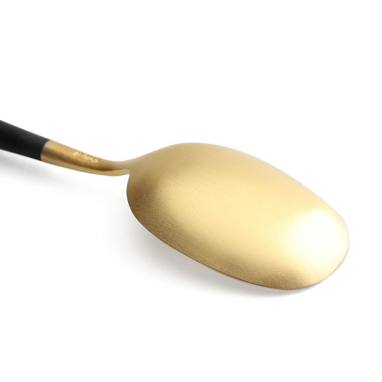 クチポール（Cutipol） ナウ/NAU デザートスプーン ブラックマットゴールド