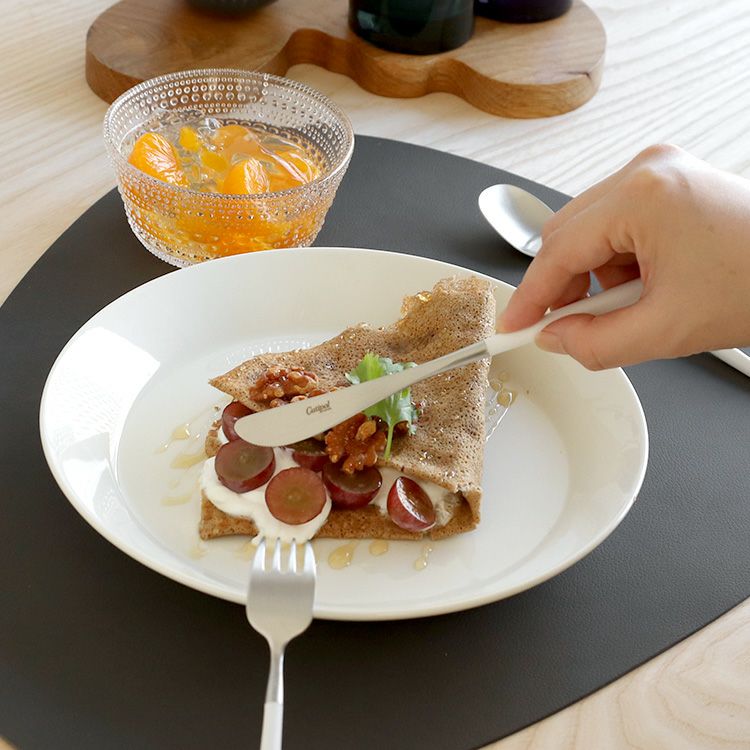 クチポール（Cutipol） ナウ/NAU デザートナイフ ホワイト