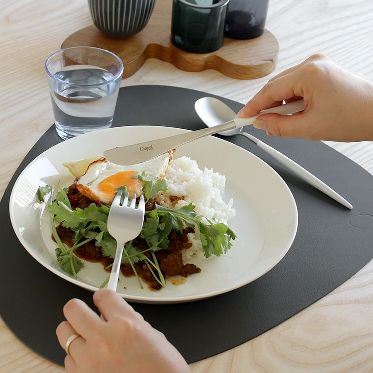 クチポール（Cutipol） ナウ/NAU ディナー6点セット 化粧箱付 ホワイト