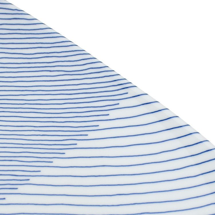 白山陶器 重ね縞 反角盛皿 27.5cm ホワイト/ブルー