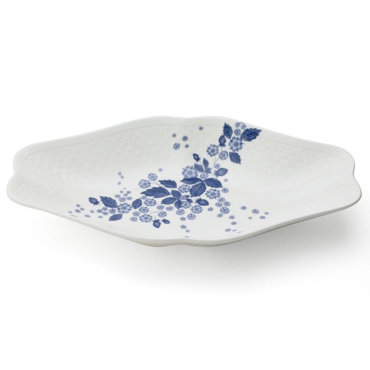 ウェッジウッド（WEDGWOOD） ストロベリーブルームインディゴ マルチディッシュ 31ｃｍ ホワイト