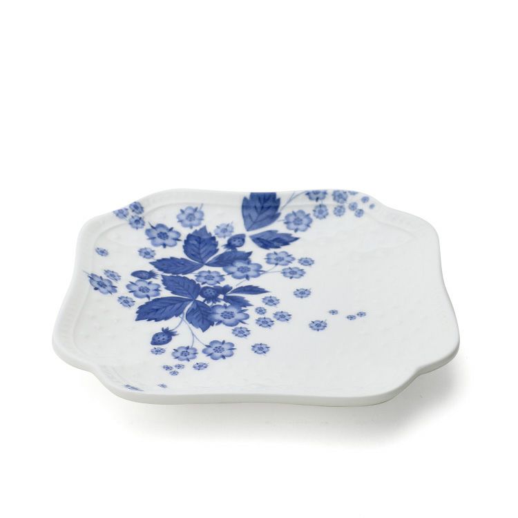 ウェッジウッド（WEDGWOOD） ストロベリーブルームインディゴ スモールプレート ホワイト