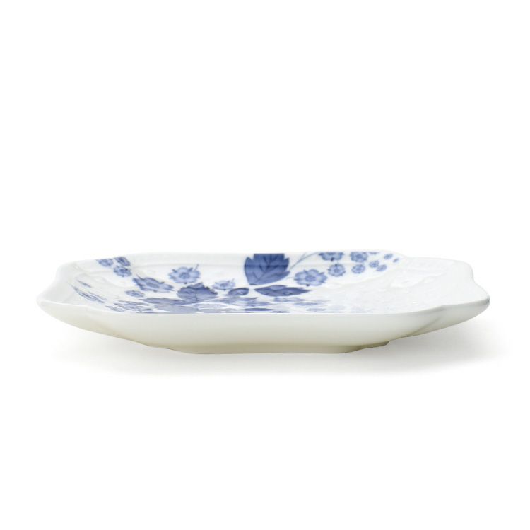 ウェッジウッド（WEDGWOOD） ストロベリーブルームインディゴ スモールプレート ホワイト
