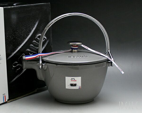 ストウブ（staub） ラウンド 1.15L グラファイトグレー