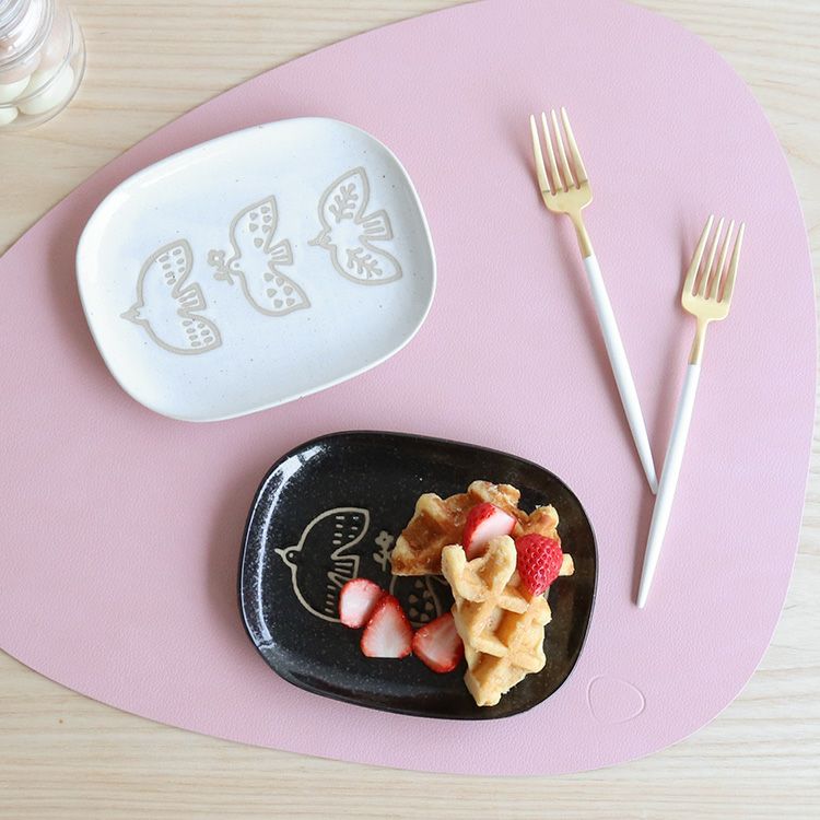 カネサン1893（KANESAN1893） トリトハ ナデ角中皿