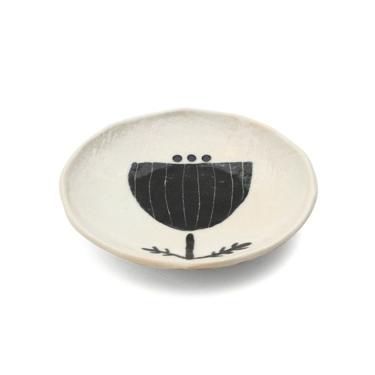 カネサン1893（KANESAN1893） モノトーン 花小皿