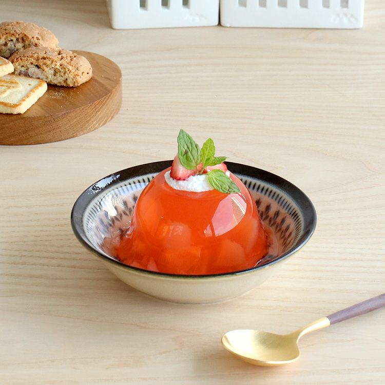 カネサン1893（KANESAN1893） マジョリカ 小鉢