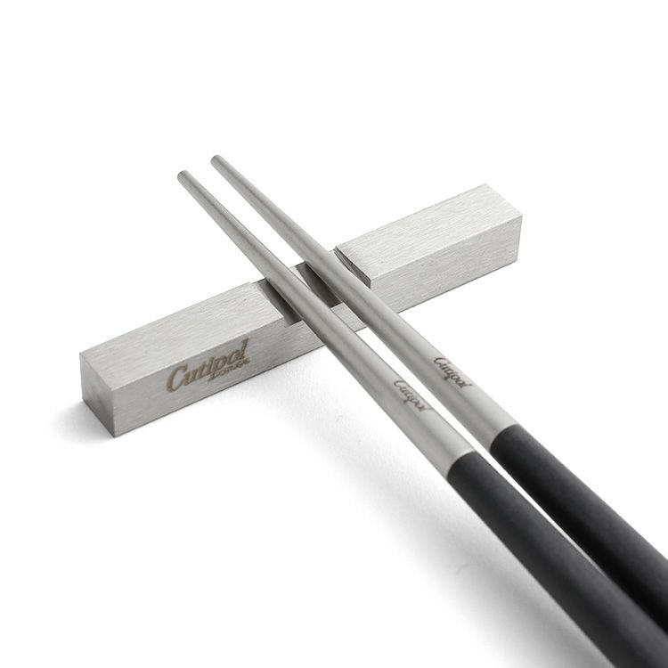 クチポール（Cutipol） クーベ/KUBE 箸 + 箸置きセット ブラック