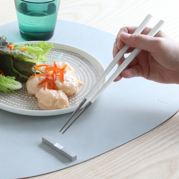 クチポール（Cutipol） クーベ/KUBE 箸 + 箸置きセット ホワイト