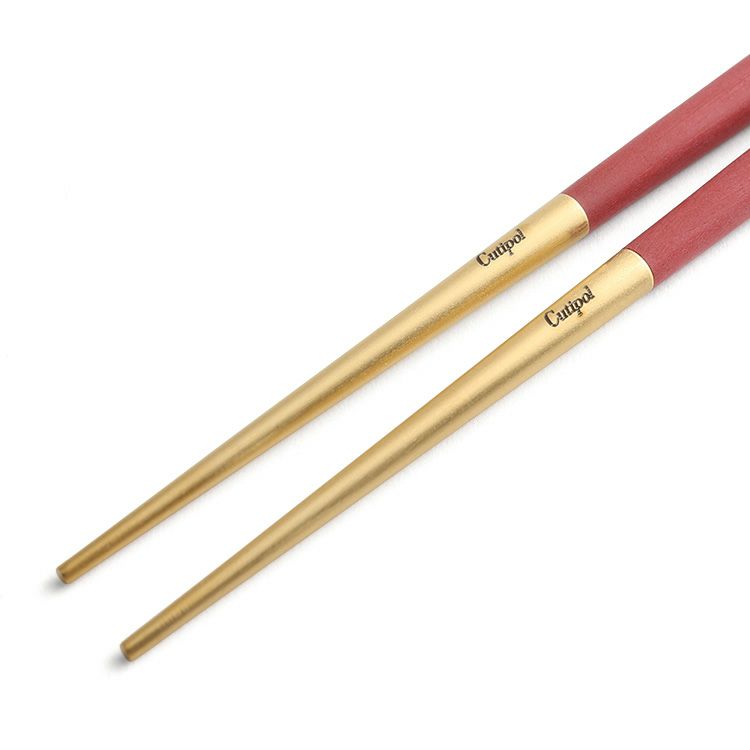 クチポール（Cutipol） クーベ/KUBE 箸 + 箸置きセット レッドマットゴールド