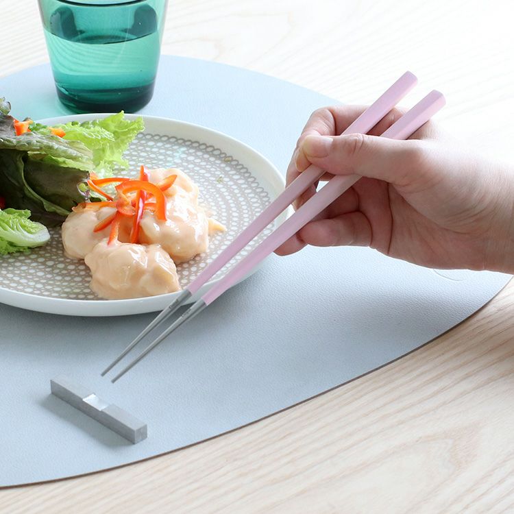 クチポール（Cutipol） クーベ/KUBE 箸 + 箸置きセット ピンク