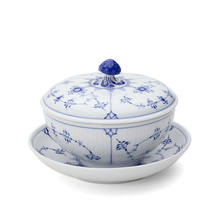 ロイヤルコペンハーゲン（Royal Copenhagen） ブルーフルーテッド プレイン/Blue Fluted Plain ボウル&ソーサー蓋つき