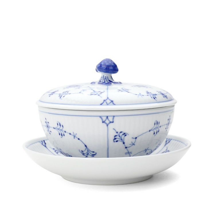 ロイヤルコペンハーゲン（Royal Copenhagen） ブルーフルーテッド プレイン/Blue Fluted Plain ボウル&ソーサー蓋つき
