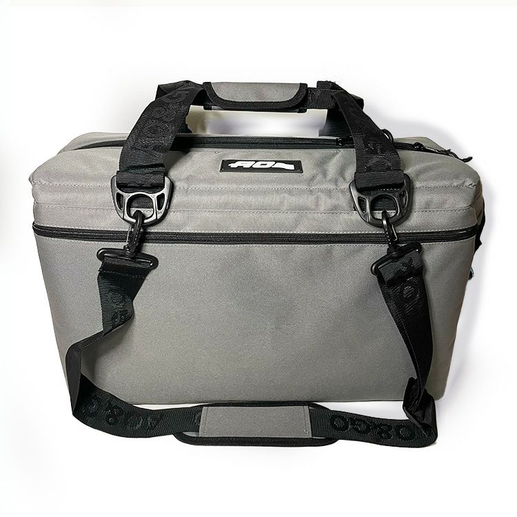 エーオークーラーズ（AO Coolers） キャンバス/CANVAS 36パック ソフトクーラー