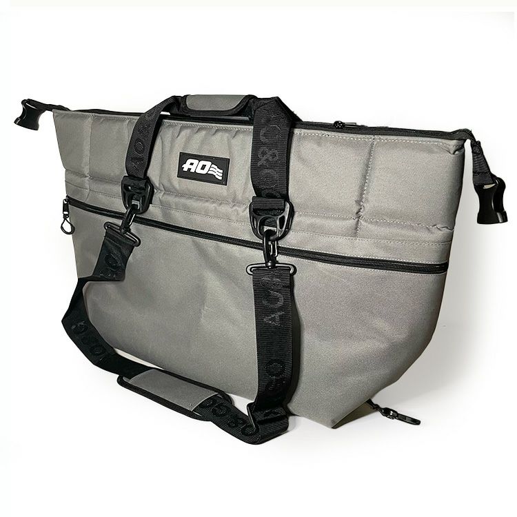 エーオークーラーズ（AO Coolers） キャンバス/CANVAS 36パック ソフトクーラー