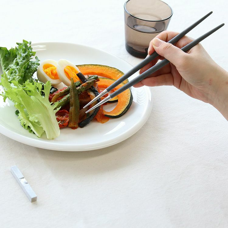 クチポール（Cutipol） ゴア/GOA 箸 + 箸置き 箱付ペアセット